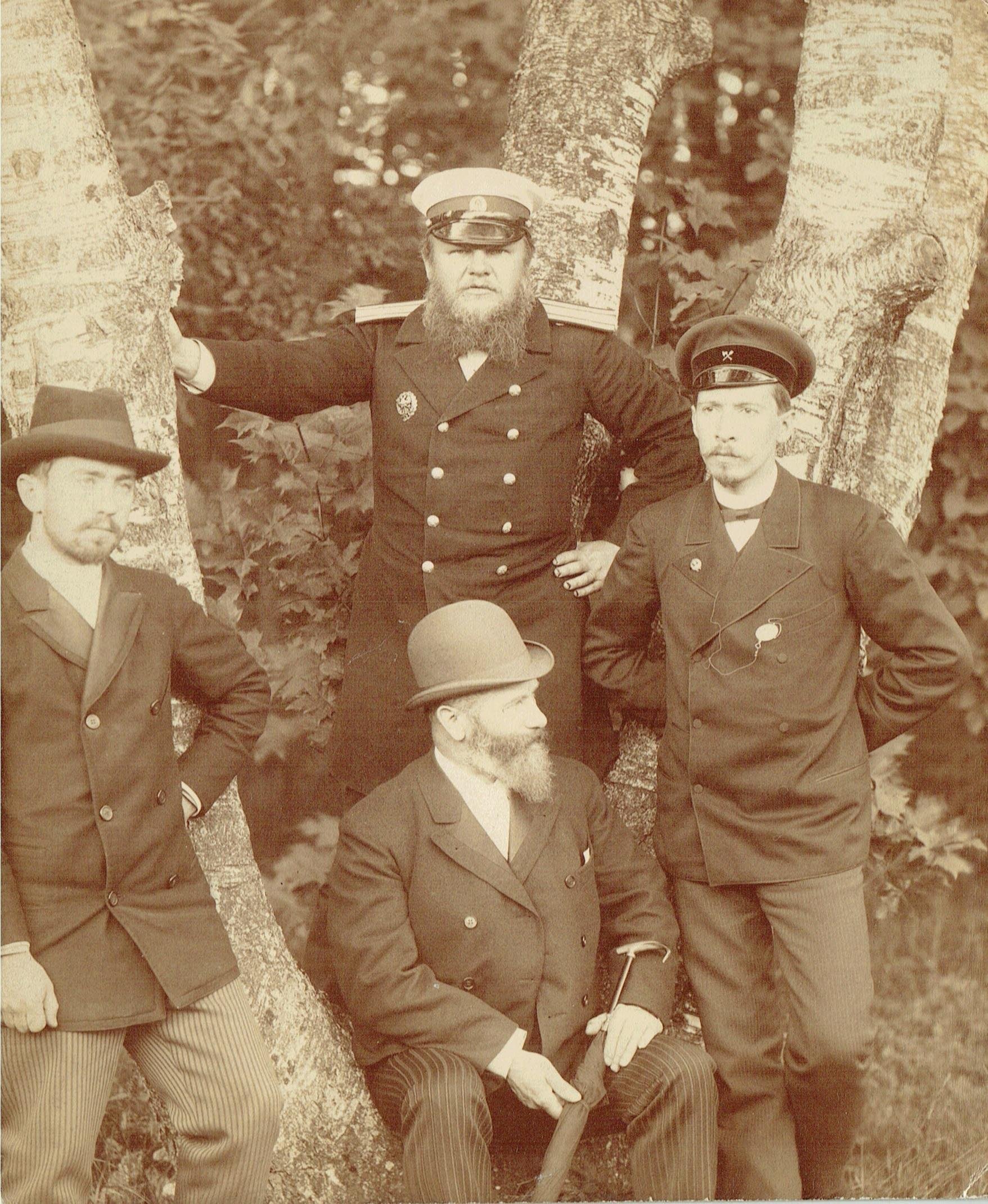А.Л.Гершун с товарищами. 1890-е гг.