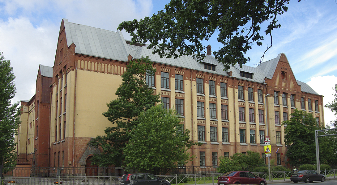 Здание технической школы при Обуховском заводе