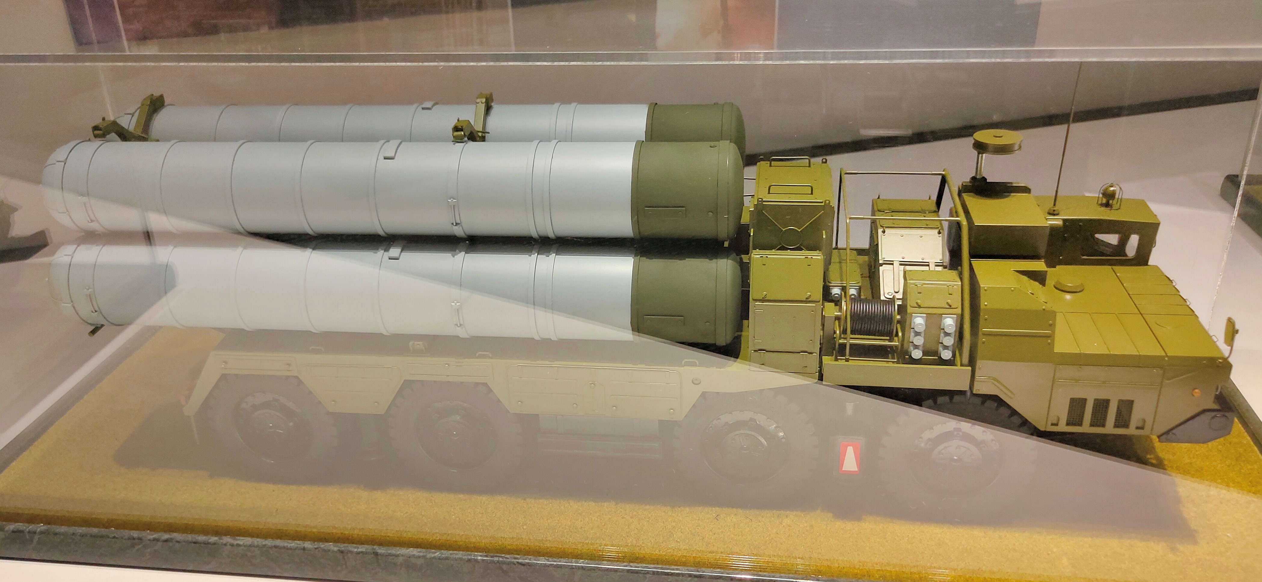 Макет самоходной пусковой установки 5П85 ЗРК С-300